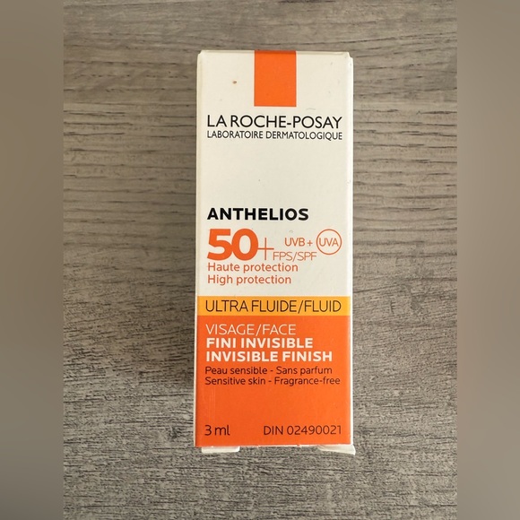 LA ROCHE-POSAY SPF samples (NIB) - Picture 2 of 5